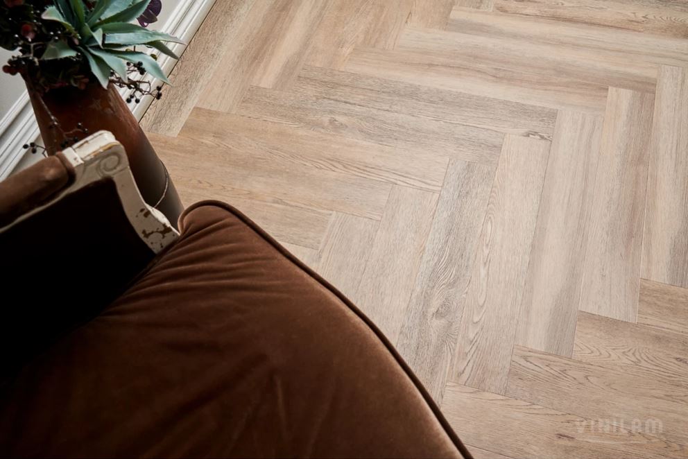 Ламинат Vinilam Parquet Herringbone Glue Северный