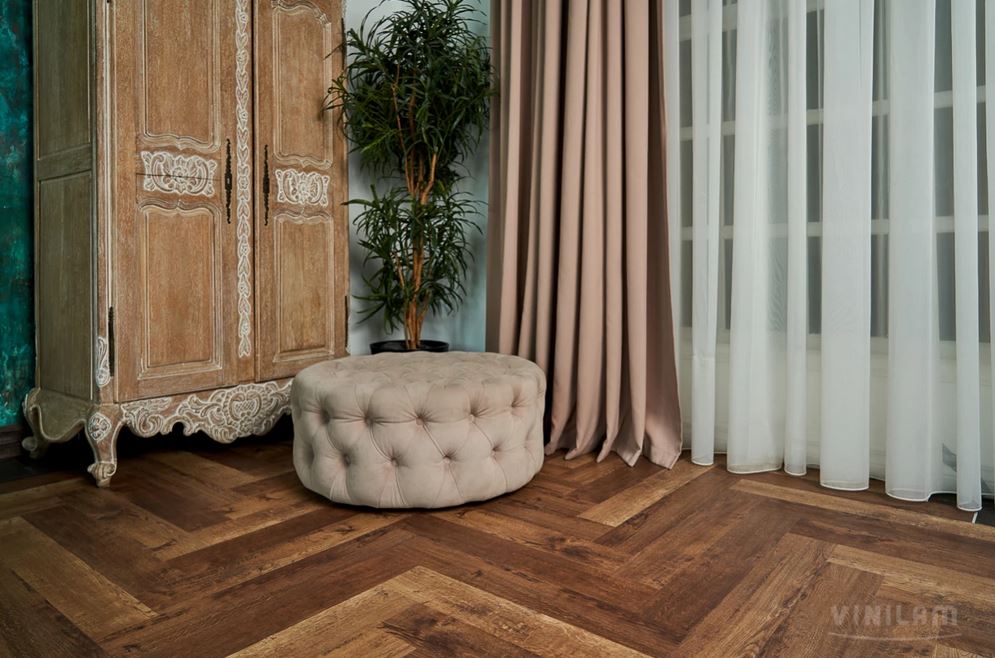 Ламинат Vinilam Parquet Herringbone Glue Версальский