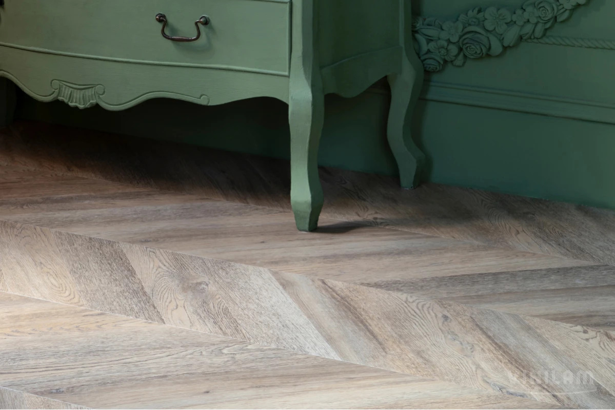 Ламинат Vinilam Parquet Chevron Glue Шампань