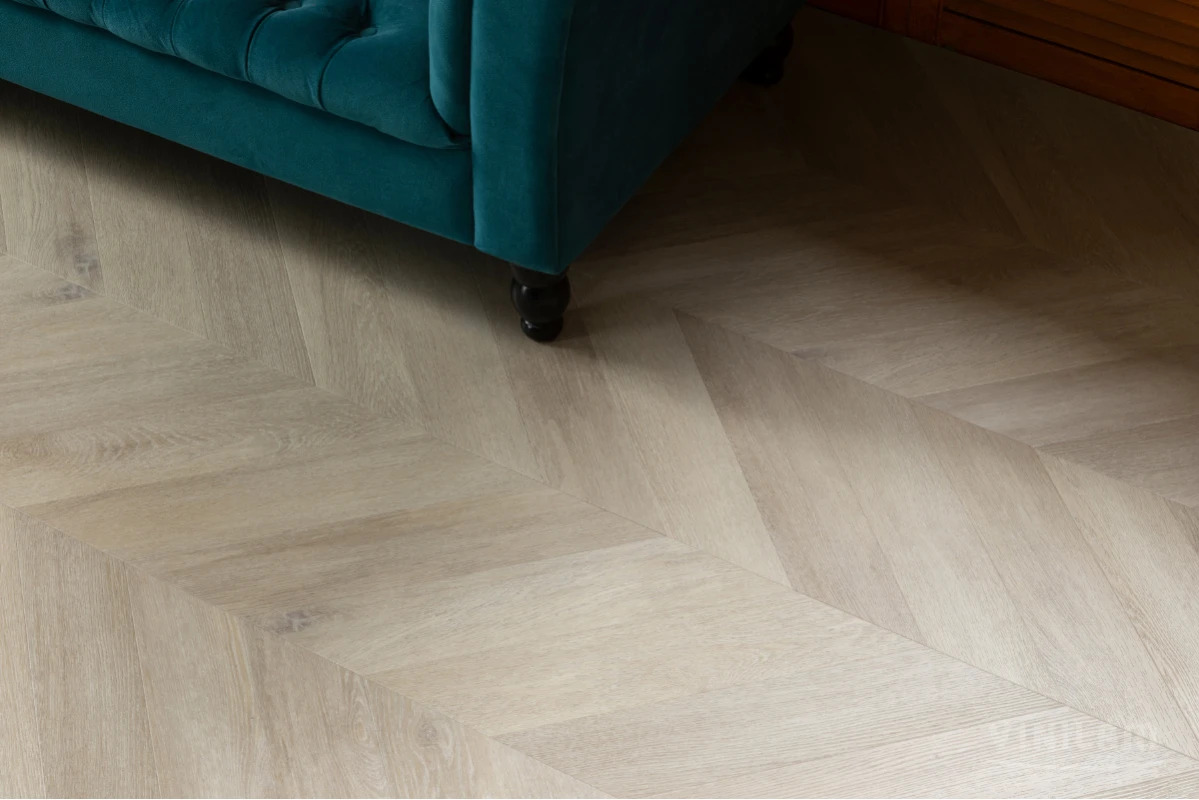 Ламинат Vinilam Parquet Chevron Glue Сезар